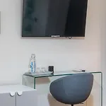 Ecocentrico Via Ponte Marino 33, アパート *
